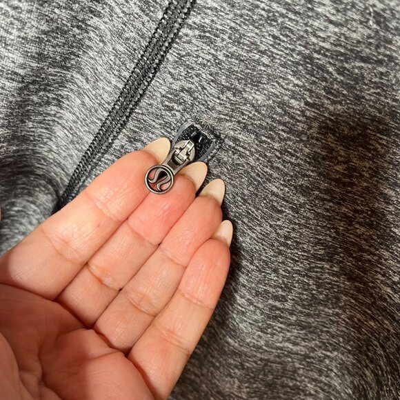 Lululemon Run Your Heart Out 1/2 Zip Pullover Jacket Size 4 - Picture 5 of 8